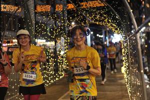 BIB: 3336, 3352
                            <button type="button" onclick="openModal(26274652)" class="btn btn-primary btn-sm float-right btn-popup" data-toggle="modal" data-target=".modal-high-quality">
                        <i class="fas fa-shopping-cart"></i> Add to Cart
                    </button>
                                            <button type="button" onclick="isThisMe(26274652, true)" class="btn btn-success btn-sm float-right btn-popup btn-isme hidden" data-toggle="tooltip" data-placement="bottom" title="นี่คือรูปของคุณใช่ไหม คลิกที่นี่เพื่อเอาเข้าอัลบั้ม">
                        <i class="fas fa-plus"></i> Add to album
                    </button>
                    <button type="button" onclick="isThisMe(26274652, false)" class="btn btn-warning btn-sm float-right btn-popup btn-isnotme hidden">
                        <i class="fas fa-ban"></i> Remove from album
                    </button>